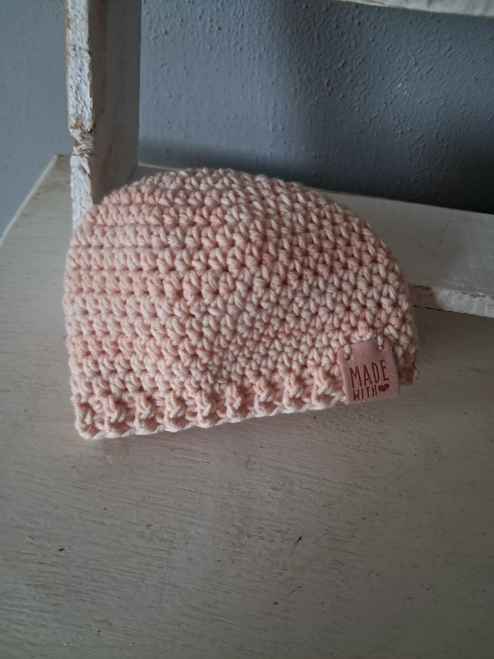 Babymutsje 0-3 maanden zalm