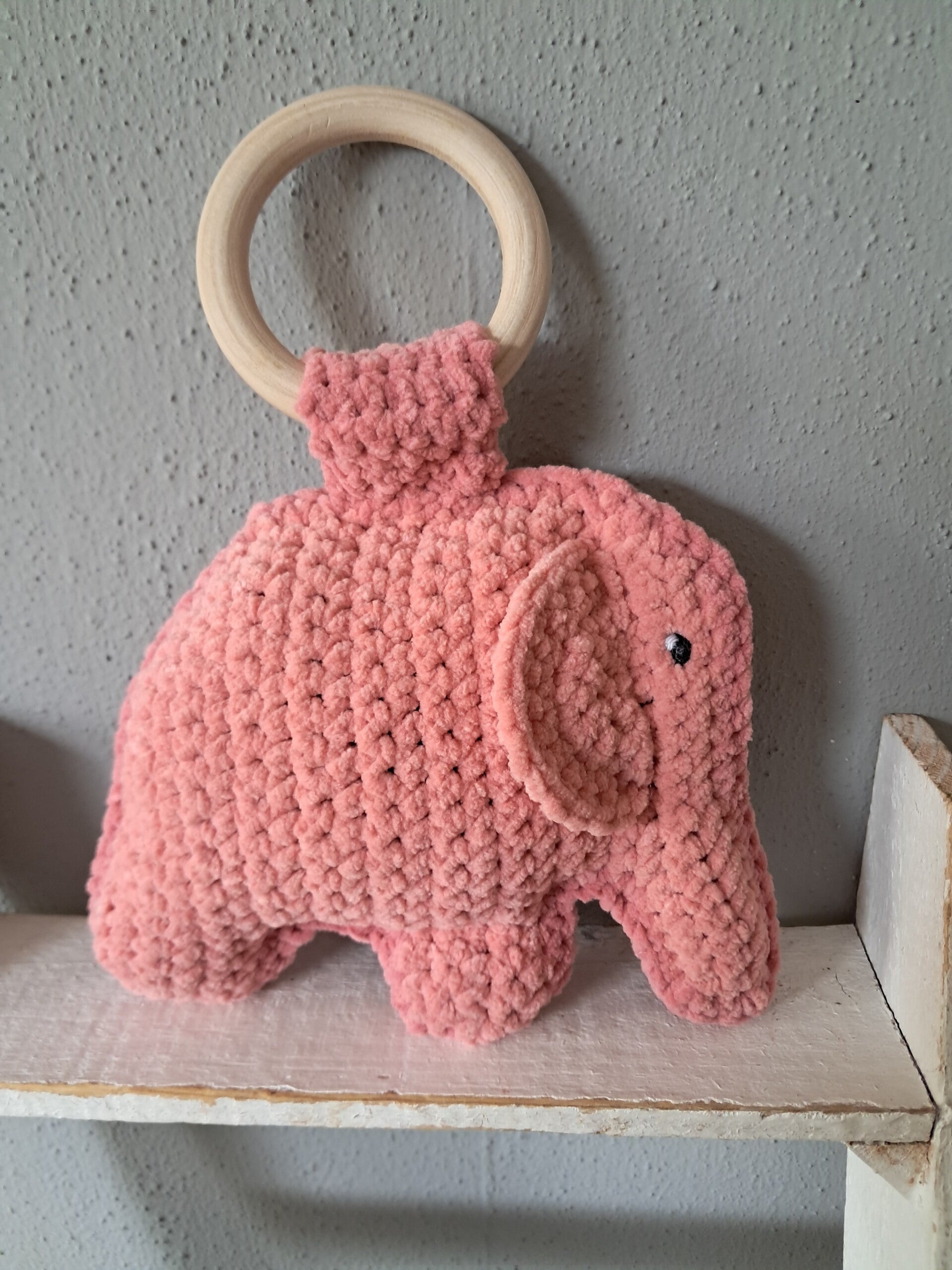 Maxi knuffelbijtring olifant oud roze
