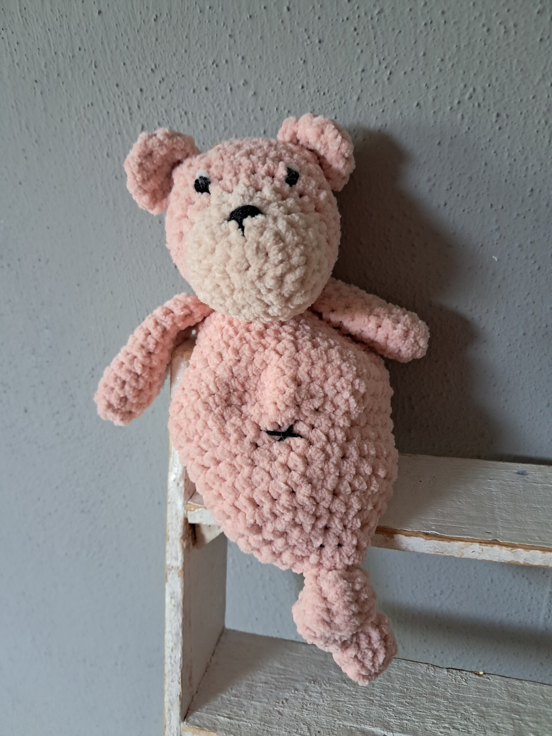 New born knuffel beer roze