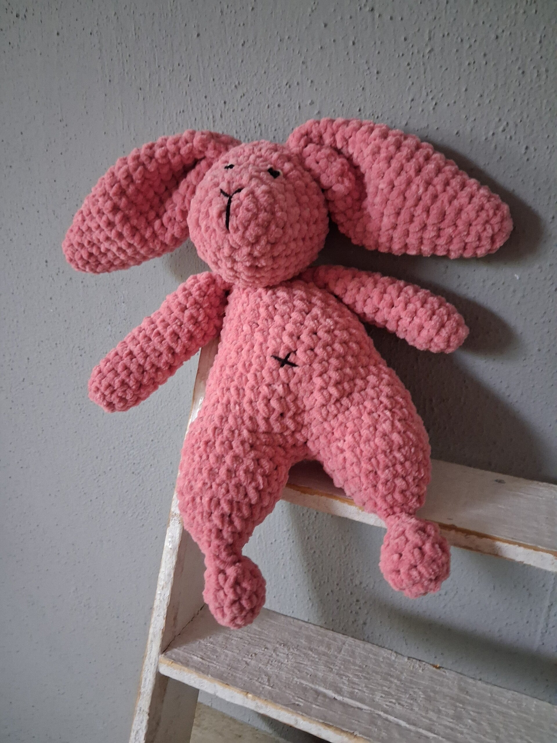 Newborn knuffel konijn midden roze