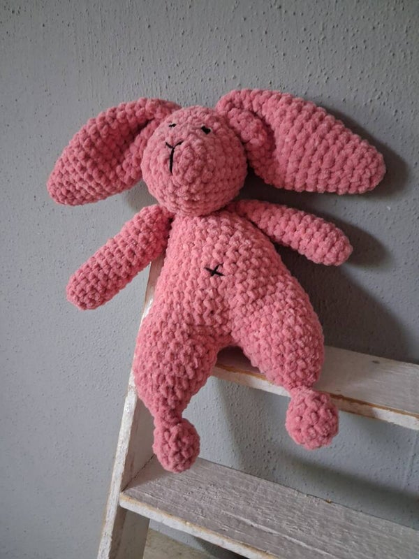 Newborn knuffel konijn midden roze