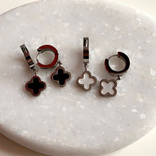 Stainless steel zilver Clover oorbellen