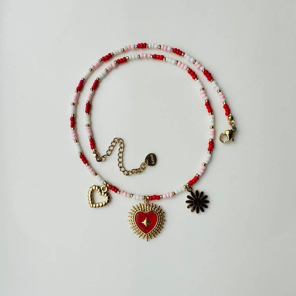 Kralen ketting met bedels