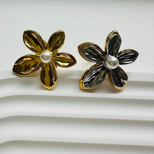 Parel flower ring