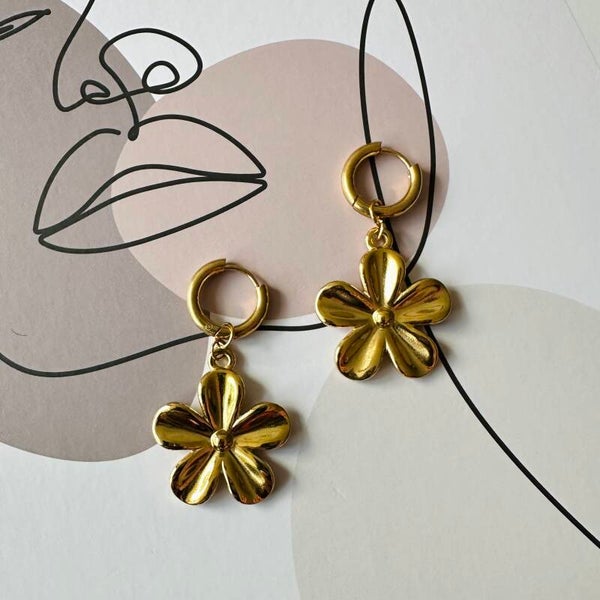 Blossom oorbellen goud
