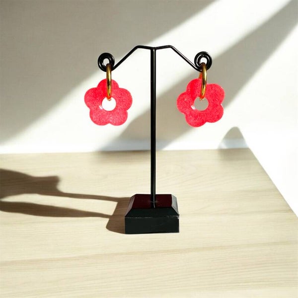 Resin bloem oorbellen fuchsia