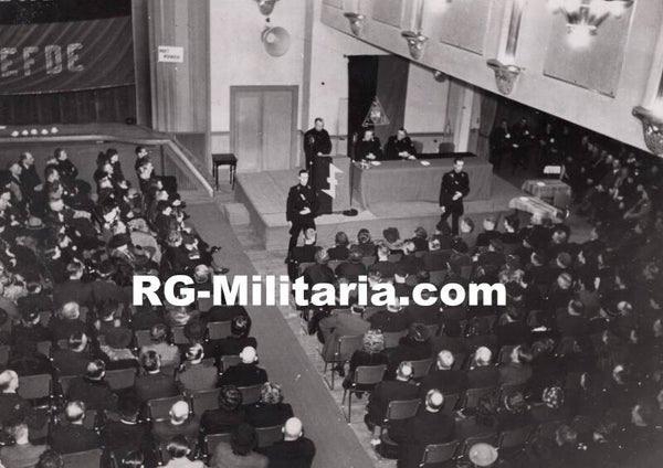 Original WW2 Dutch Collaboration NSB Press Photo - NSB Gathering, Anton Mussert speeching in Bellevue, Amsterdam (1941)