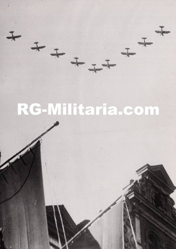 Original WW2 Belgian Press Photo - Luftwaffe airplanes, Reichsparteitag Nürnberg (1936)