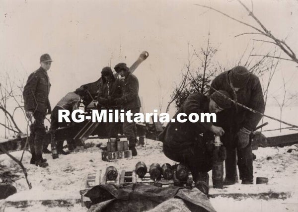 Original WW2 German Press Photo - Estonian volunteers Flak Artillery on the Eastern Front (1944)