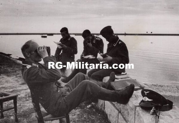 Original WW2 German Press Photo - German flak in Dover, France looking out to England (1940)