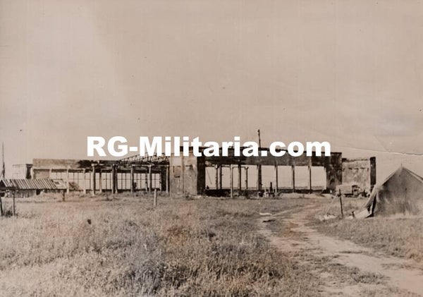Original WW2 German Press Photo - Bombed airfield of Nikolajew, Ukraine (1941)