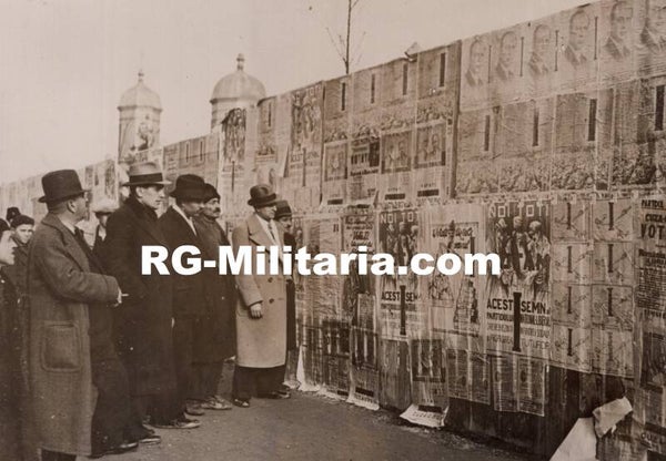 Original WW2 French Press Photo - Romanian election posters in Bucharest, Romania (1937)