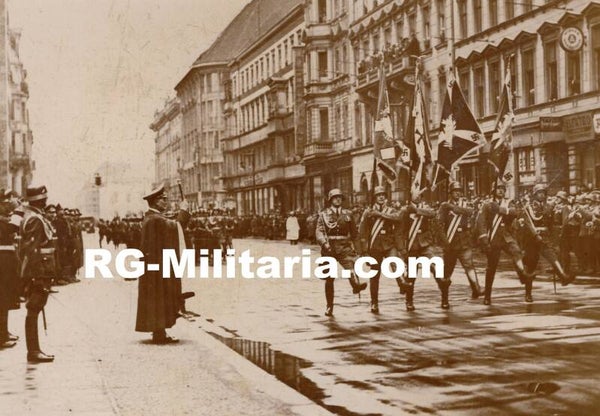 Original WW2 French Press Photo - Luftwaffe Reichsmarschall Hermann Göring, Parade Tag der Luftwaffe, Berlin (1937)