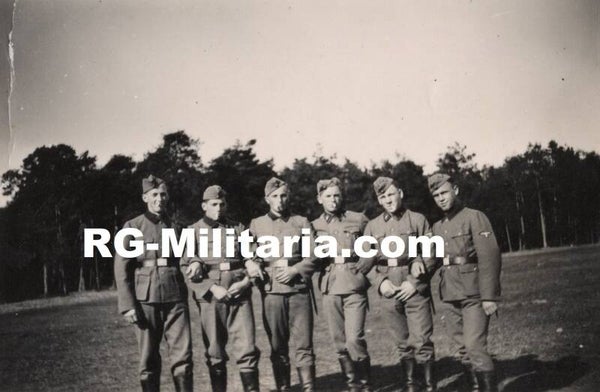 Original WW2 German Waffen SS Photo - SS soldiers on a row