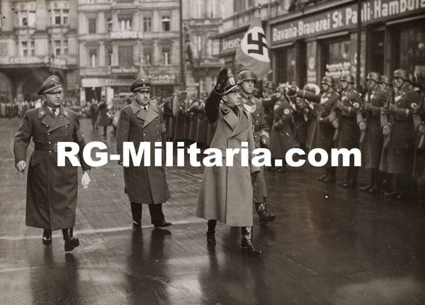 Original WW2 German Press Photo - Walther Funk with Robert Ley and Italian Minister Lantini, Tagung der Reichsarbeitskammer in Berlin (1938)