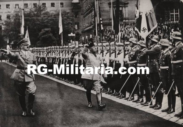 Original WW2 German Press Photo - Adolf Hitler with Benito Mussolini with the Luftwaffe in Munich (1937)
