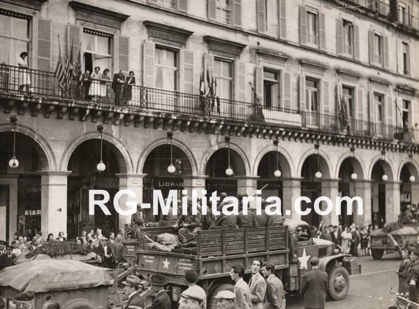 Original WW2 French Press Photo - Liberation of Paris, France (1944)
