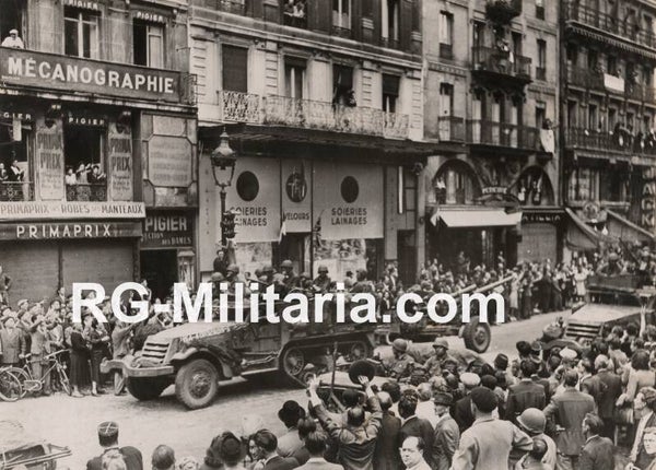 Original WW2 French Press Photo - Liberation of Paris, France (1944)