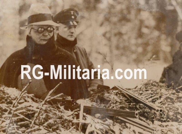 Original WW2 French Press Photo - Luftwaffe Reichsmarschall Hermann Göring hunting in Poland (1935)