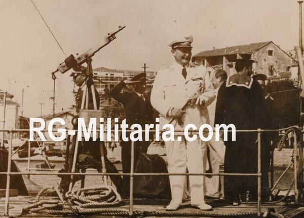 Original WW2 French Press Photo - Luftwaffe Reichsmarschall Hermann Göring with Field Marshal Interim Baton, Napels, Italy