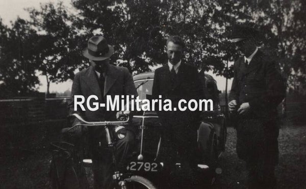 Original WW2 Dutch Collaboration NSB Press Photo - Mussert on a bicycle