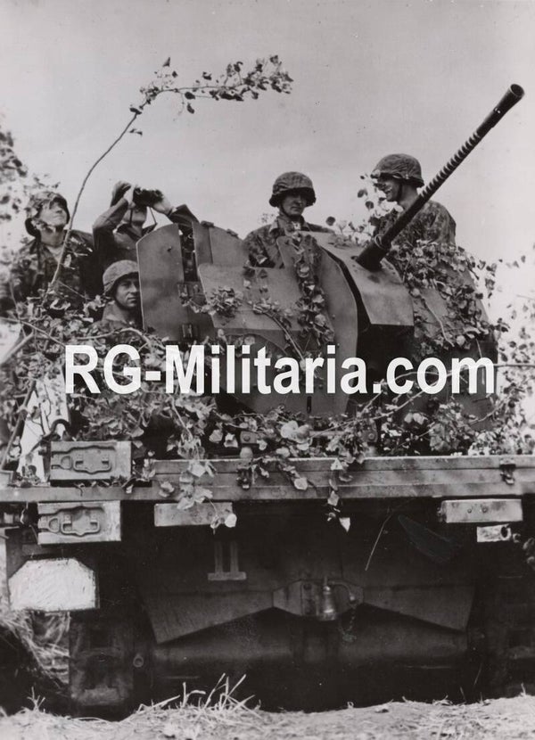 Original WW2 German Waffen SS Press Photo - Waffen SS Flak in Bjelgorod, Russia (1943)