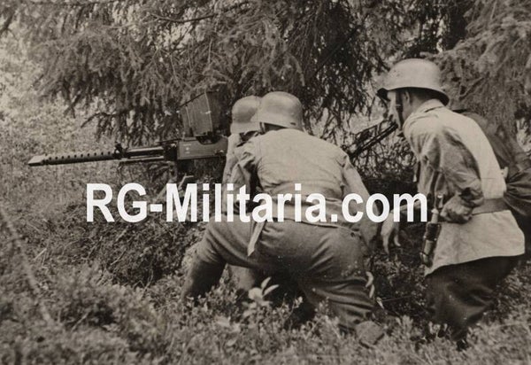 Original WW2 German Press Photo - Finnish soldiers with a Lahti L-39 anti-tank rifle (1942)