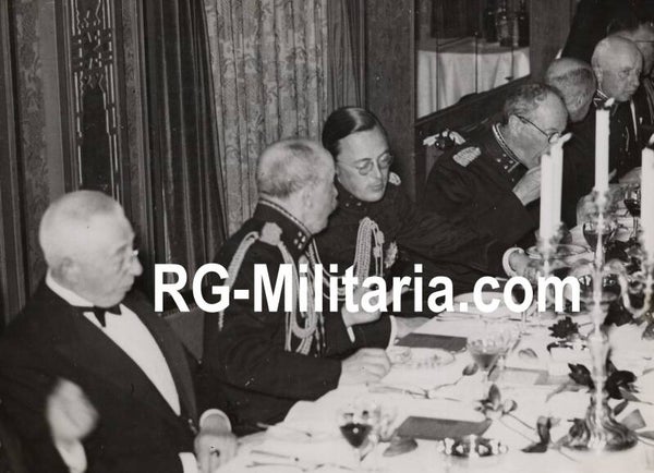 Original WW2 Dutch Press Photo - Prince Bernhard dines at the Hotel de Witte Brug in Scheveningen (1940)