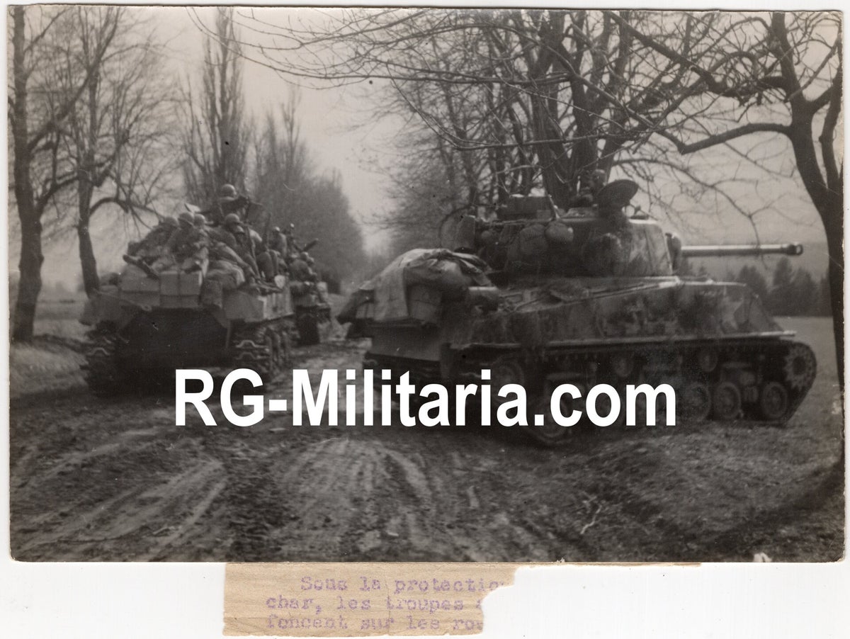 Original WW2 French Press Photo - US troops on Sherman tanks riding in ...