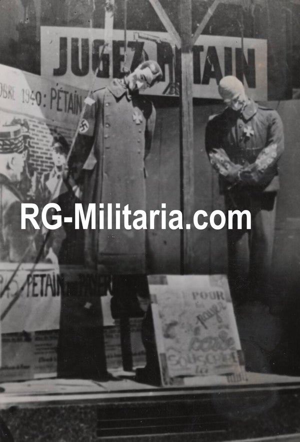 Original WW2 French Press Photo - Shop window with Hitler and Petain hanging