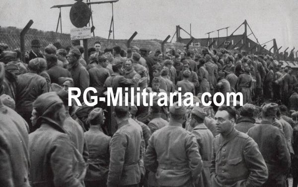 Original WW2 German Bilderdienst Press Photo - Dutch POW soldiers, Arnhem, Blitzkrieg Holland (1940)
