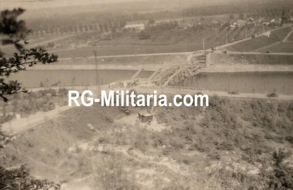 Original WW2 German Photo - Destroyed bridge in Ternaaien, Belgium, May (1940)