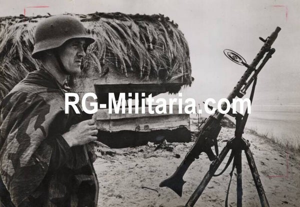 Original WW2 German Press Photo - German Küstenartillerie guarding the Atlantikwall with an MG 34 (1942)