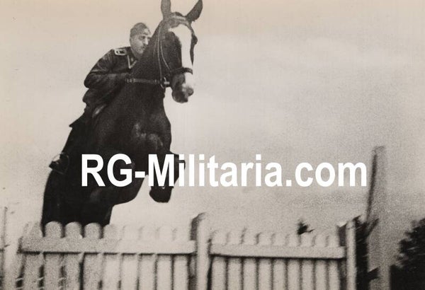 Original WW2 German Waffen SS Press Photo - SS-Kavallerie-Regiment 2 Cavalry jumping with his horse
