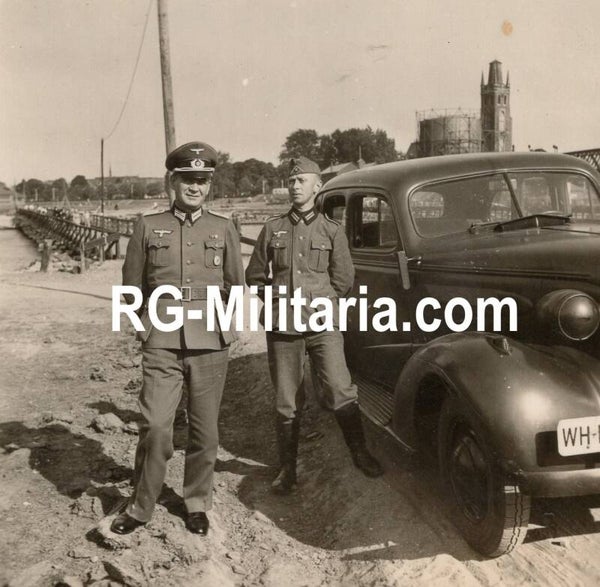 Original WW2 German Photo - Wehrmacht officer passed make shift bridge near Den Bosch, Holland, May (1940)