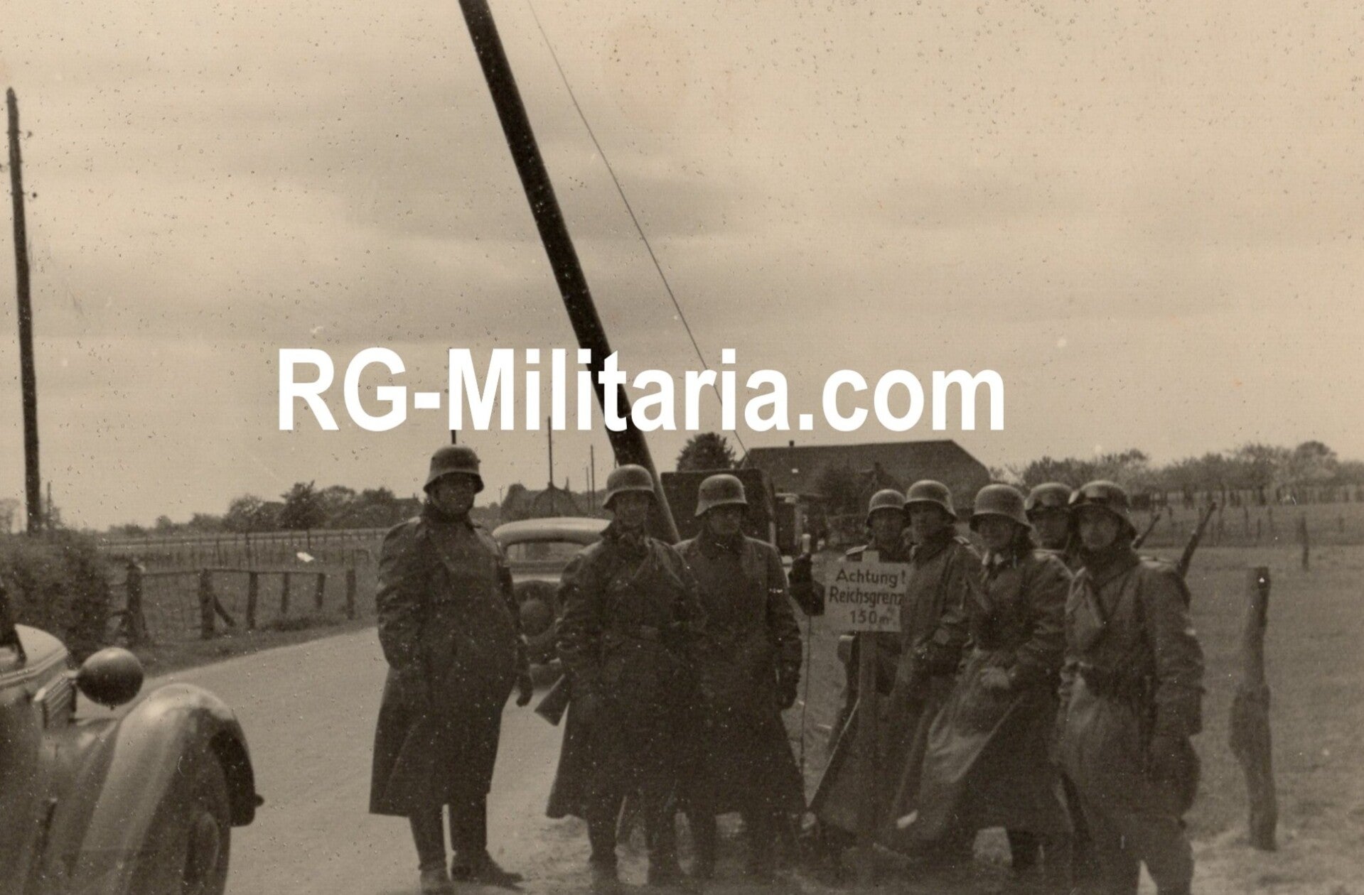 Original WW2 German Photo - German soldiers at the Dutch border, Holland, May (1940)