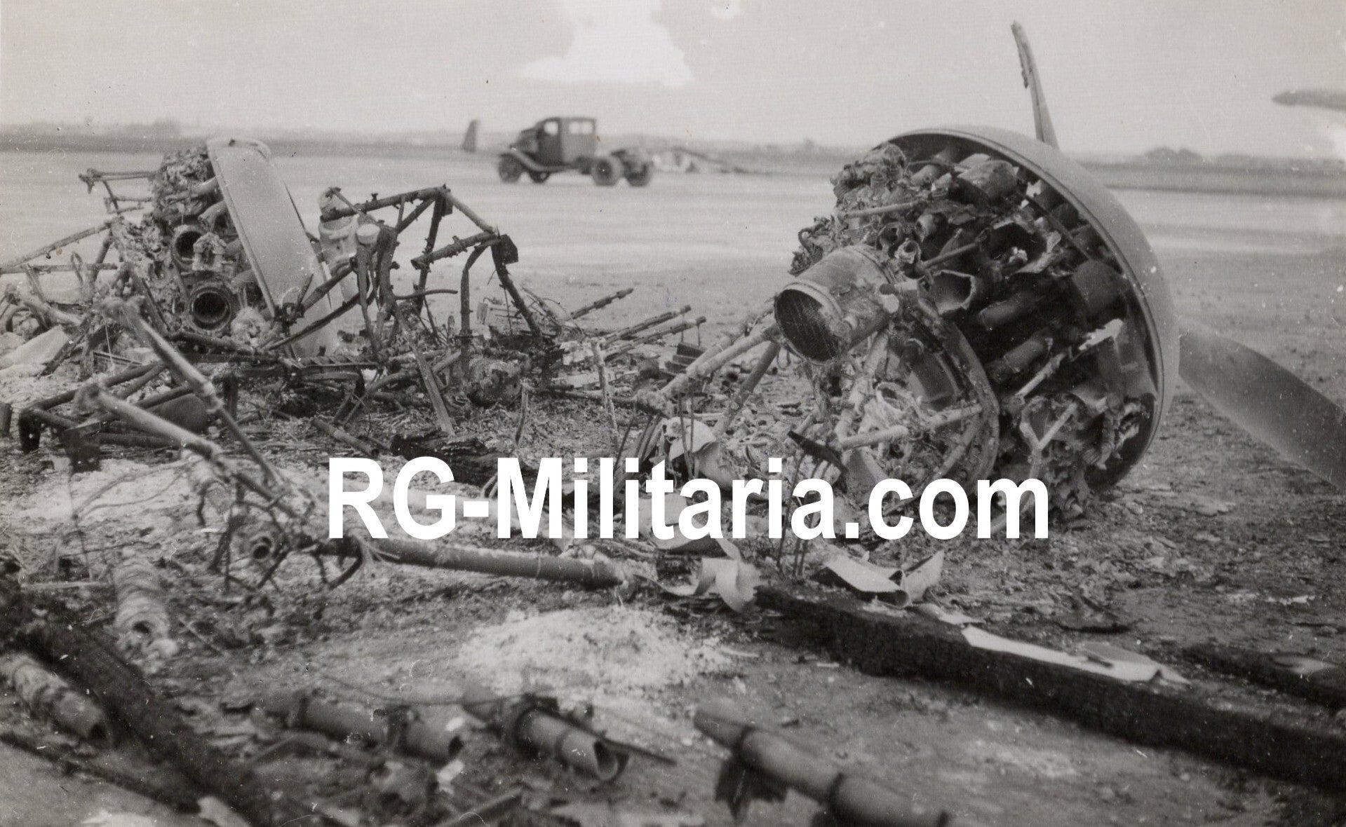 Original WW2 German Photo - Bombed Dutch LVA Fokker G1 Wasp '333' at airbase Bergen, Noord-Holland, May (1940)