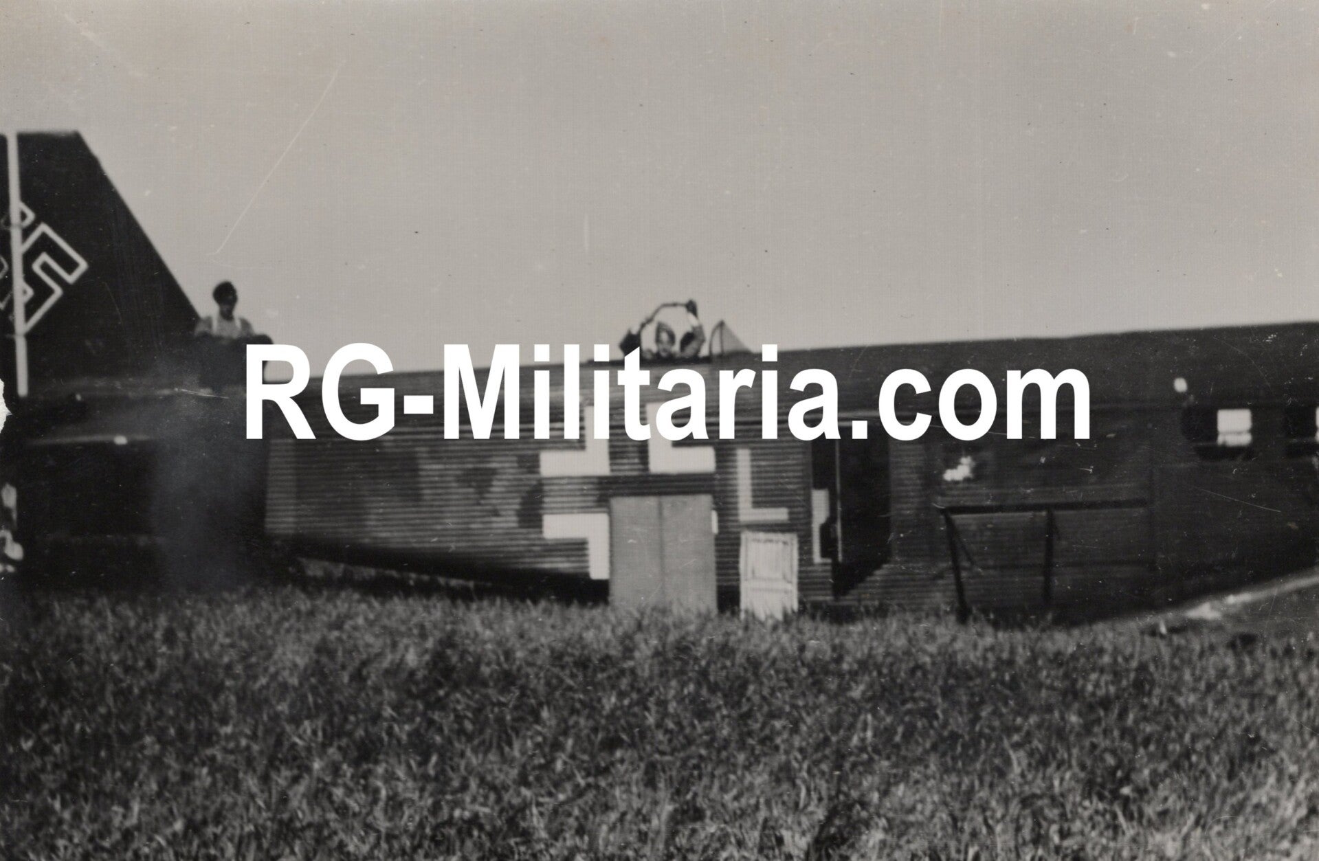 Original WW2 German Photo - Crash landed Junkers JU 52 airplane in the Biesbosch, Dordrecht, Blitzkrieg May, Holland (1940)