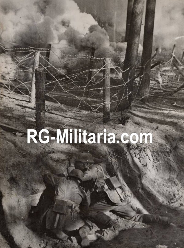Original WW2 German Waffen SS Press Photo - Waffen SS soldiers in a trench in Karelia, Finland (1942)