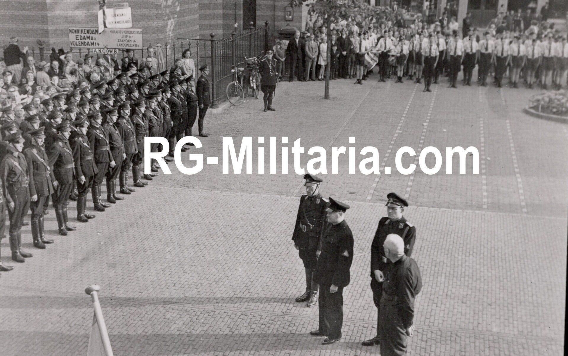 Original WW2 Dutch Collaboration NSB Photo - Anton Mussert visits the NSB in Purmerend (1942)