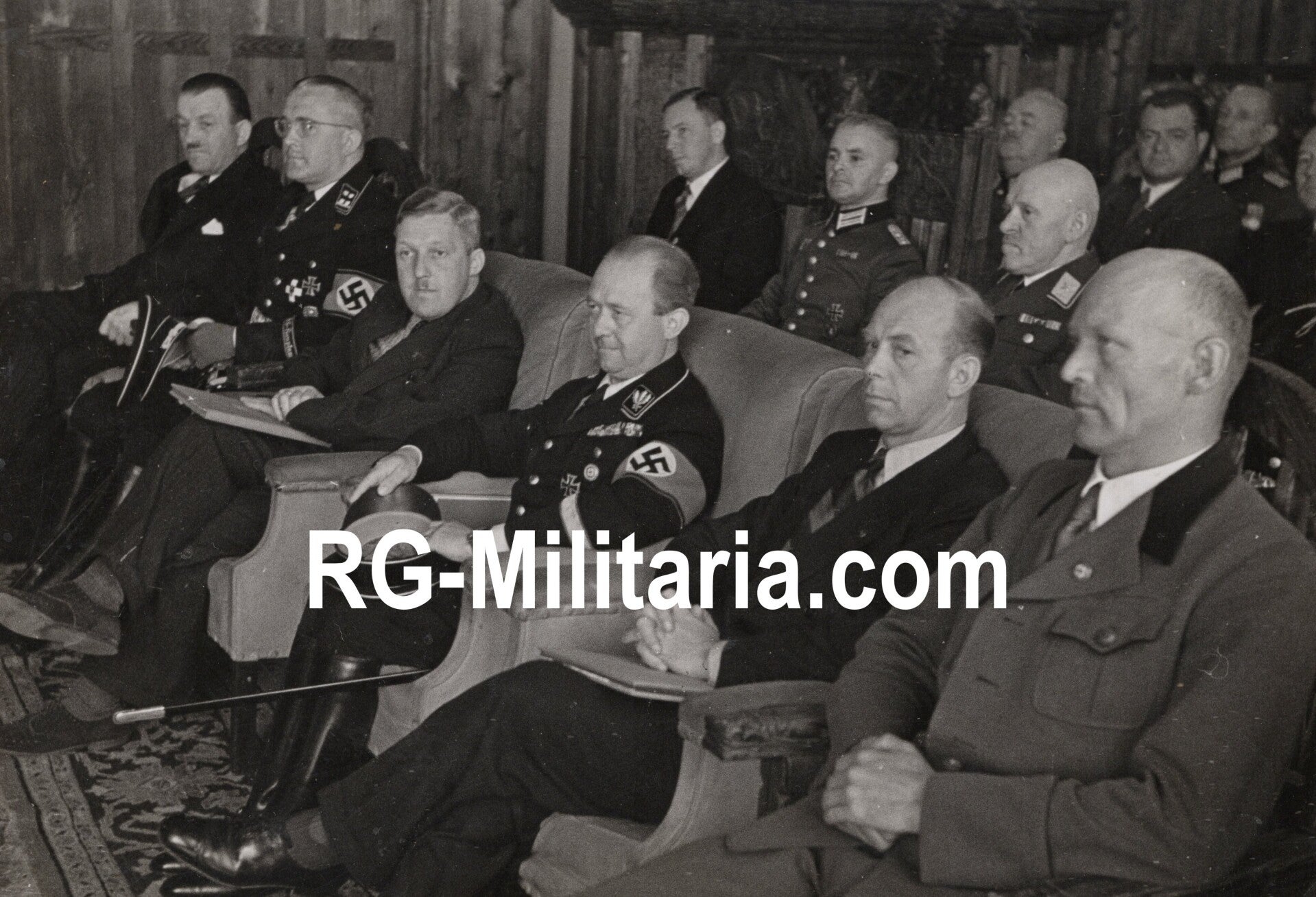 Original WW2 German Press Photo - Kyffhäuserbund Reichskriegerführer Generalmajor SS-Gruppenführer Wilhelm Adolf Reinhard among others