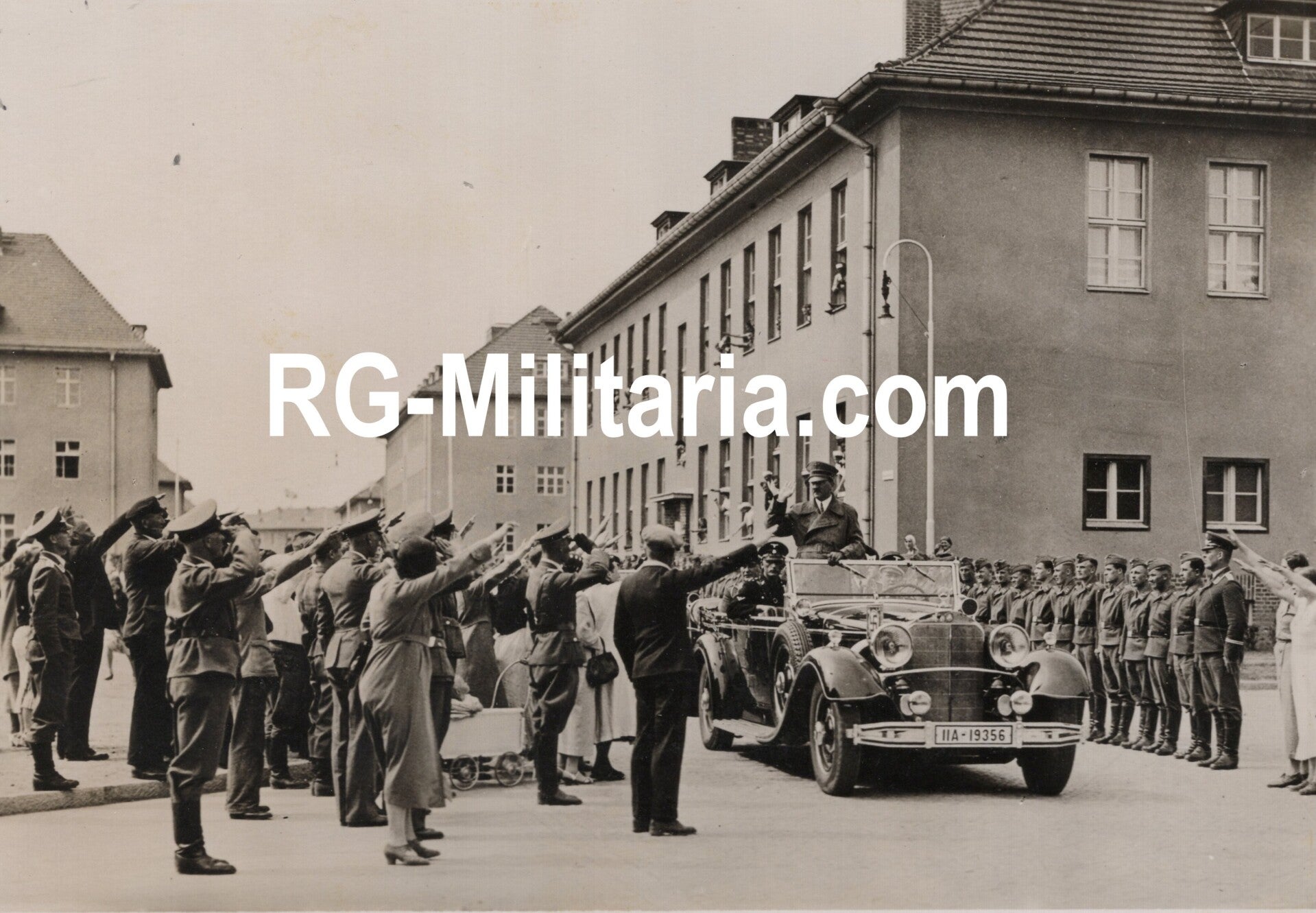 Original WW2 German Press Photo - Adolf Hitler and Hermann Göring arrive at a Luftwaffe base