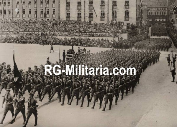 Original WW2 German Press Photo - NSFK NS Fliegerkorps parade for Adolf Hitler, Reichsparteitag Nürnberg (1937)