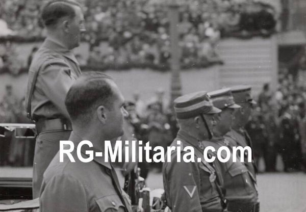 Original WW2 German Press Photo - NSFK NS Fliegerkorps parade, Adolf Hitler and Friedrich Christiansen, Reichsparteitag Nürnberg (1938)