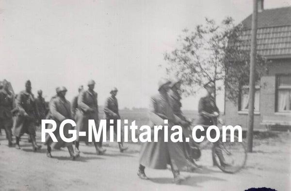Original WW2 German Photo - Dutch POW soldiers in Leende, Nederland, May (1940)