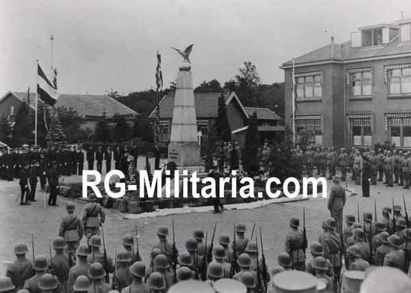 Original WW2 Dutch Press Photo - LVA Luchtvaartafdeeling gathering Soesterberg, July, Monument (1938)