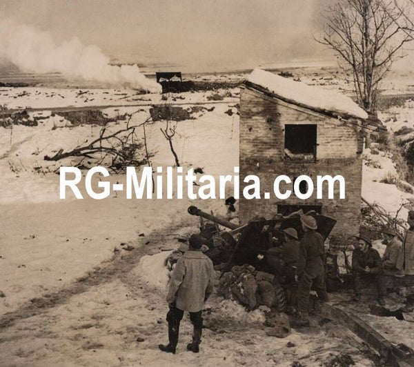 Original WW2 British Press Photo - British artillery in Sillaro Valley, Italy (1945)