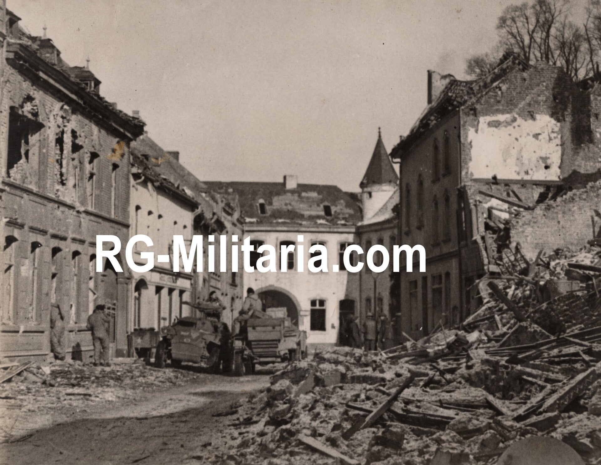 Original WW2 British Press Photo - British troops in Heinsberg (1945)