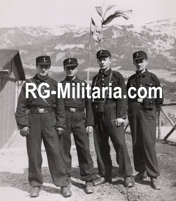 Original WW2 German Press Photo - Germanische Jugend Wehrertüchtigungslager Seeblick, Seeboden (1943)
