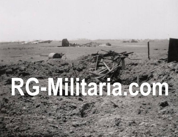 Original WW2 German Photo - Destroyed & landed Junkers Ju52 airplane on the Rotterdam airfield Waalhaven, Holland (1940)